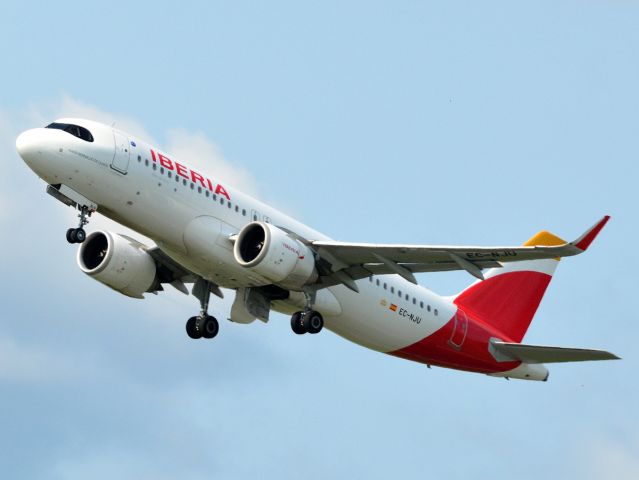 Airbus A320neo (EC-NJU)