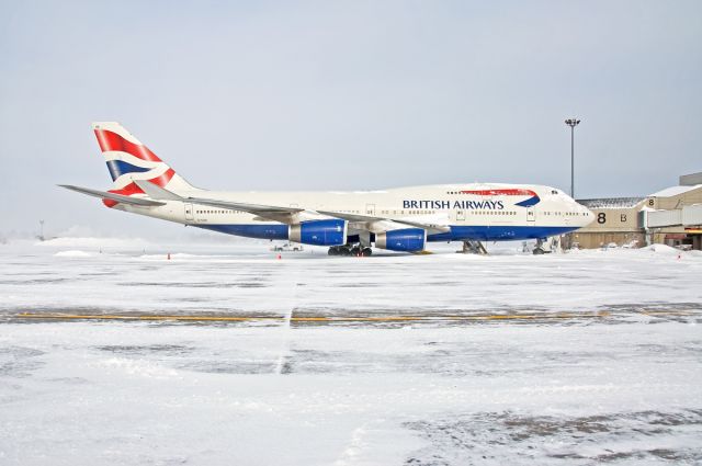 Boeing 747-400 (G-CIVS) - Snow Bound 