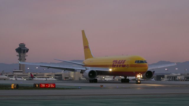 BOEING 767-200 (N752AX) - This cargo plane has just landed at Los Angeles International Airport and is turning onto taxiway A LAX. 