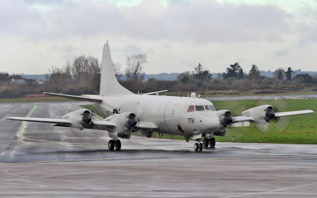 16-2722 — - vvyb72 usn p-3c orion 162772 vp-40 arriving in shannon 4/3/17