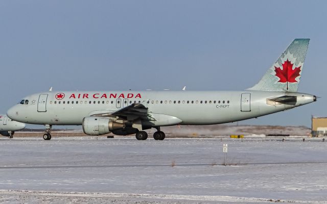 Airbus A320 (C-FKPT)