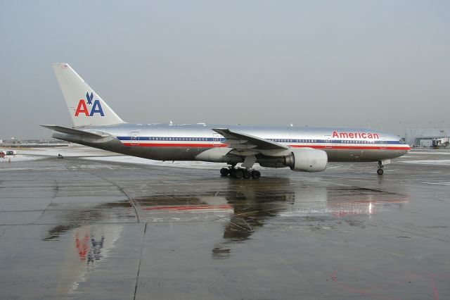 Boeing 777-200 (N778AN)