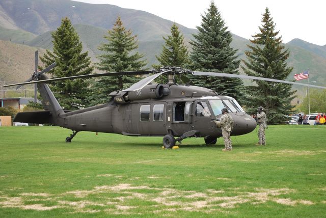 — — - Visiting Sikorsky UH-60 Black Hawk from Gowen Field in Boise Idaho for re dedication of the Hailey Idaho Armory 