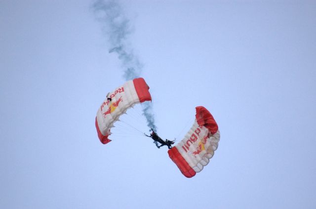 — — - Airshow near Innsbruck