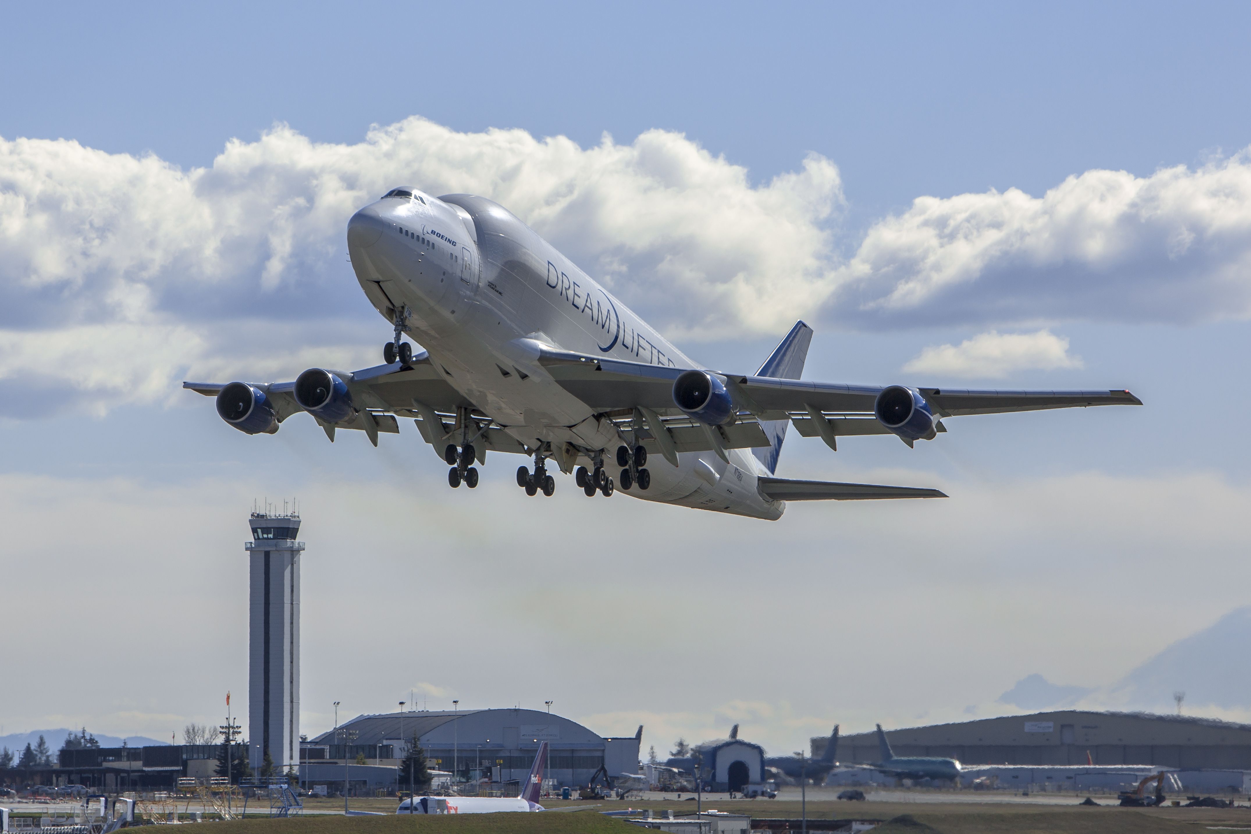 Boeing 747-200 (N718BA)