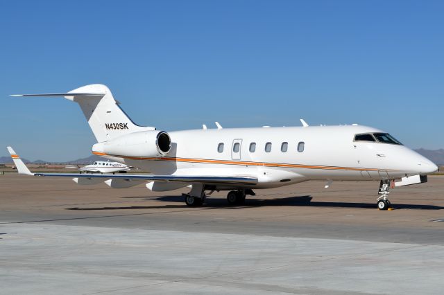 Bombardier Challenger 300 (N430SK)