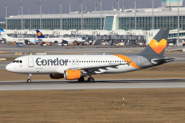 Airbus A320 (D-AICF)