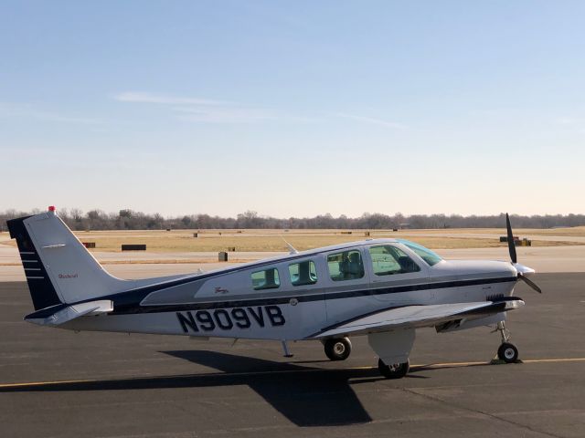 Beechcraft Bonanza (36) (N909VB)