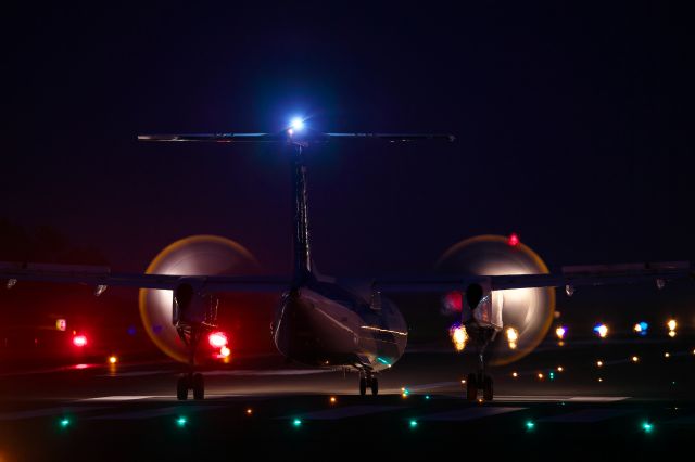 de Havilland Dash 8-400 (JA464A)