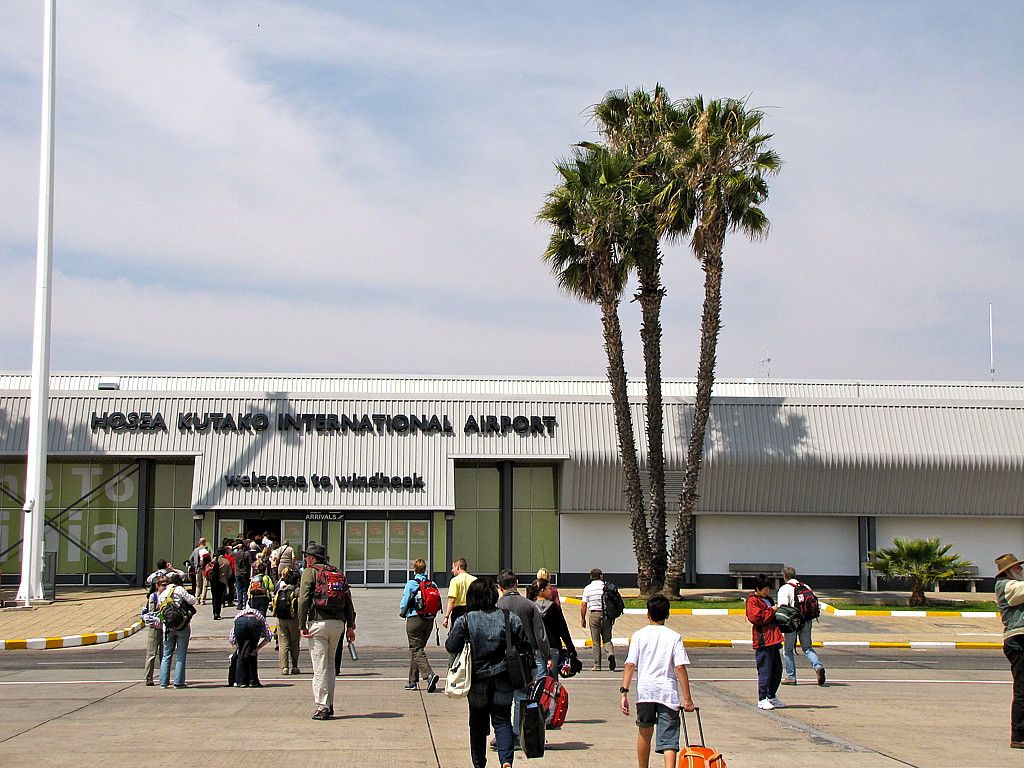 — — - With 14,869 feet Windhoek International Airport has one of the longest runways because of its "hot & high" situation.