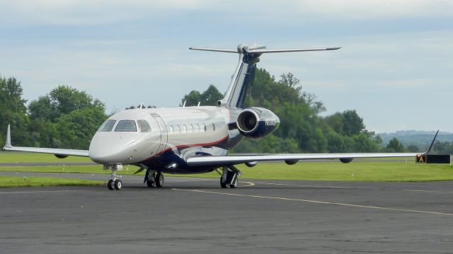 Embraer Legacy 550 (N888QD)