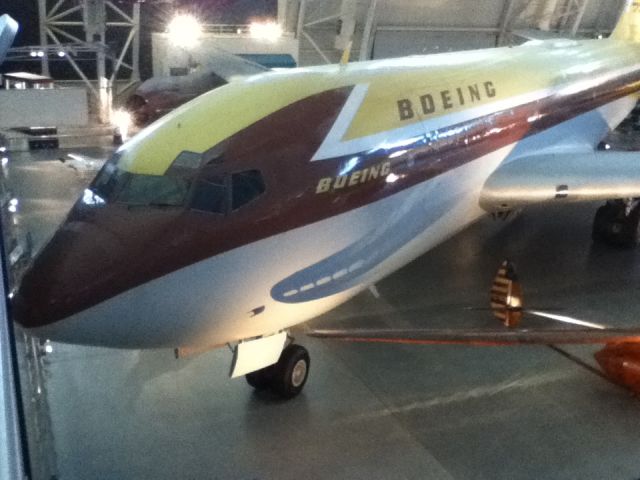 Boeing 707-100 (N70700)