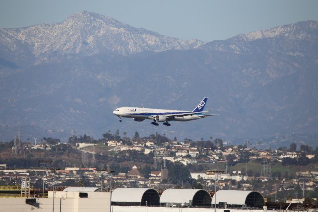 BOEING 777-300ER —