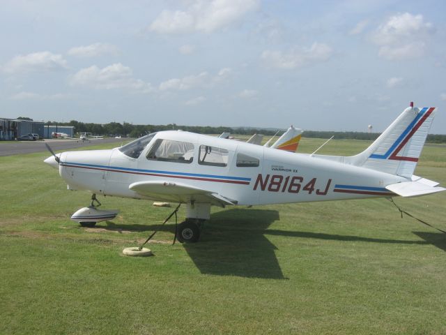 Piper Cherokee (N8164J)