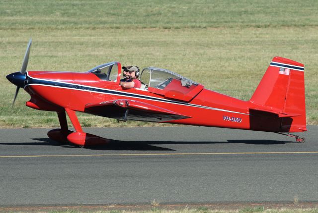 Vans RV-6 (VH-DXD)