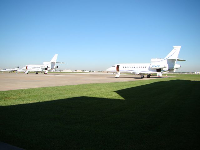 Learjet 25 (N114FX)