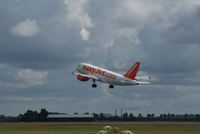 Airbus A319 (G-EZAV) - EasyJet A319-111 cn2803