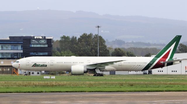 BOEING 777-300 (EI-WLA) - alitalia b777-3q8(er) ei-wla parked up at shannon 20/9/21.