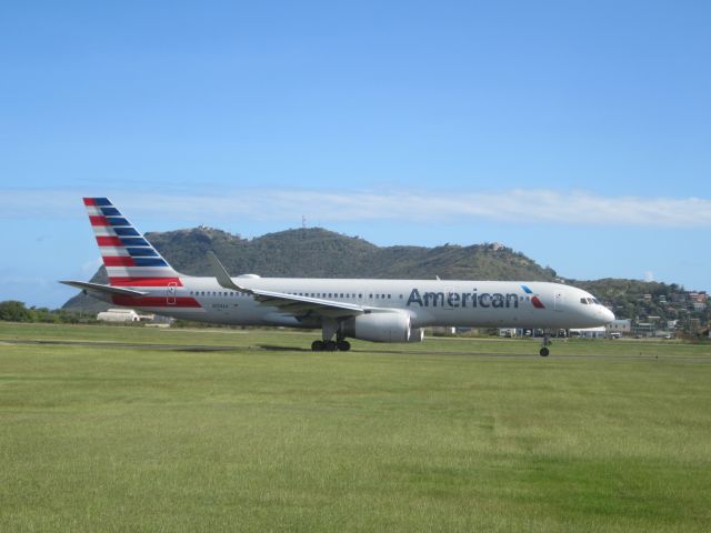 Boeing 757-200 (N194AA)
