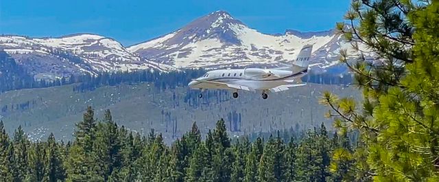 N781KB — - Short Final runway 18