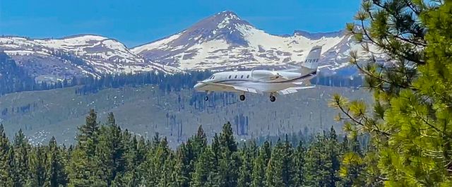 N781KB — - Short Final runway 18