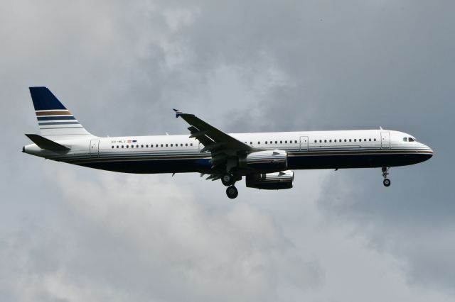 Airbus A321 (EC-NLJ) - EC-NLJ A321 Privilege Style arriving Cologne-Bonn as "PVG3515" from Barcelona. The sole A321 of Privilege Style on its 3rd flight after entering service only a few days earlier.