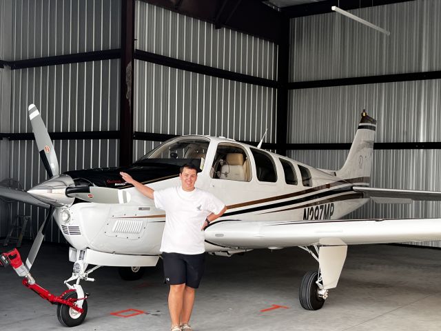 Beechcraft Bonanza (36) (N297MP)