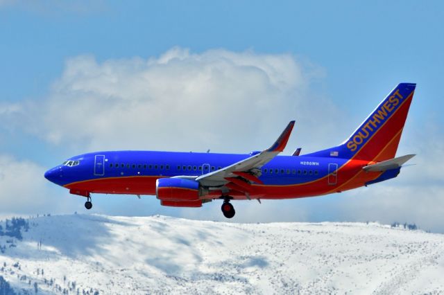 Boeing 737-700 (N286WN) - Boeing 737-7H4(WL) in Reno 