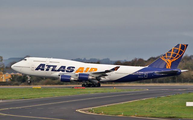 Boeing 747-400 (N465MC) - atlas air b747-446 n465mc dep shannon 20/10/18.