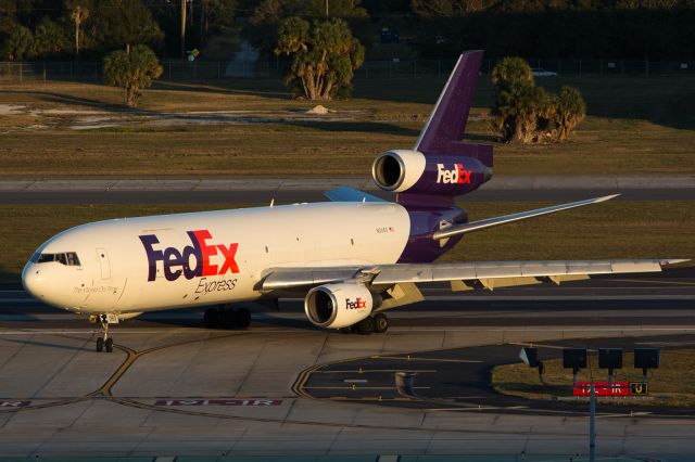 McDonnell Douglas DC-10 (N10060)