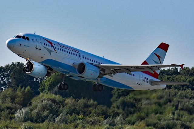 Airbus A320 (OE-LBI)