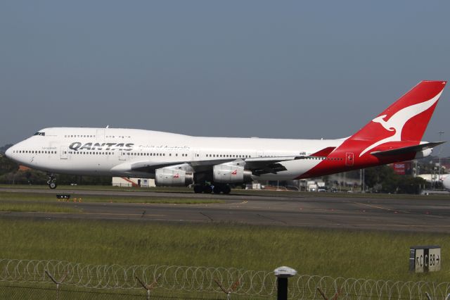 Boeing 747-400 (VH-OJS) - ON 31 OCTOBER 2018