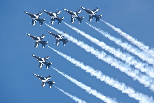 — — - South Korean Black Eagles at the RIAT 2022 air show