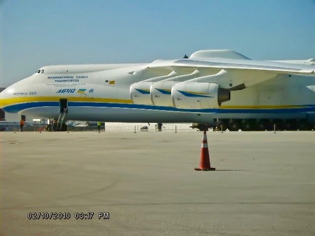 Antonov An-225 Mriya (UR-82060)
