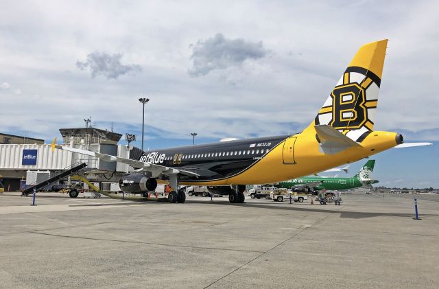 Airbus A320 (N632JB) -  Boston Bruins and Celtics special liveries 06/25/2020