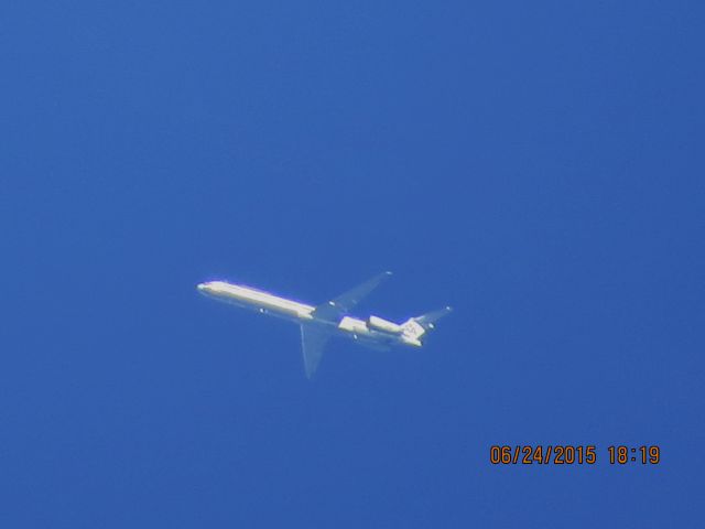 McDonnell Douglas MD-82 (N494AA)