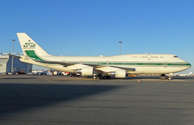 Boeing 747-400 (HZ-WBT7) - Kingdom Holdings B747-400