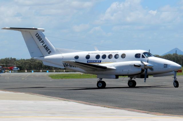 Beechcraft Super King Air 200 (VH-MWZ) - Machjet International Beech B200 King Air running checks at Sunshine Coast Airport