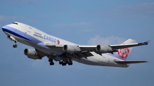 Boeing 747-400 (B-18719)