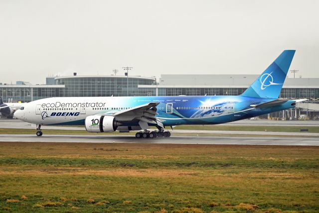 Boeing 777-200 (N861BC)