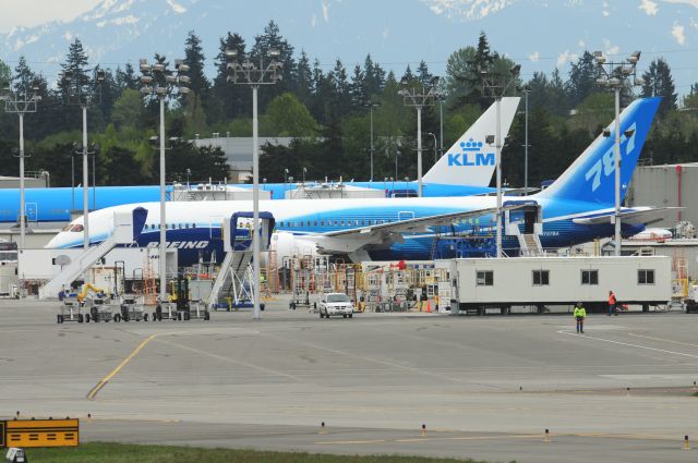 Boeing 787-8 (N787BA) - Boeing N787BA 787 DreamLifter and DreamLifter