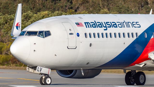 Boeing 737-800 (9M-MLV)