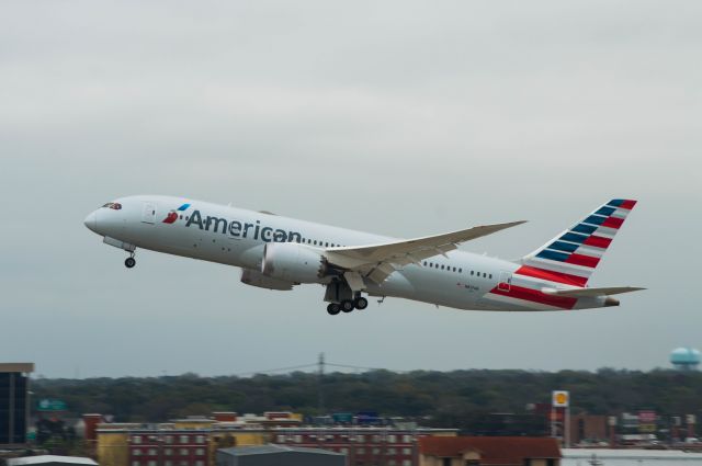 Boeing 787-8 (N817AN) - American 787 going around during aerial maintenance tests.