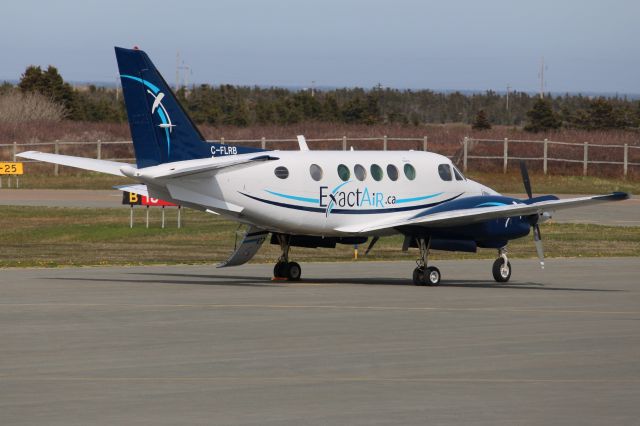 Beechcraft King Air 100 (C-FLRB) - Exact air, 18/05/2024