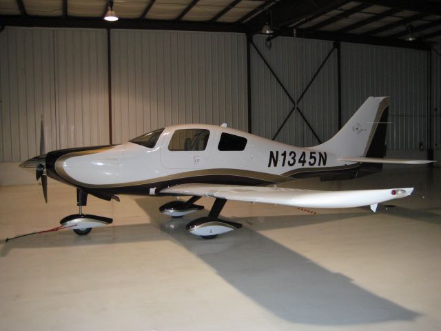 Cessna 400 (N1345N) - 2007 Columbia 400 with G1000