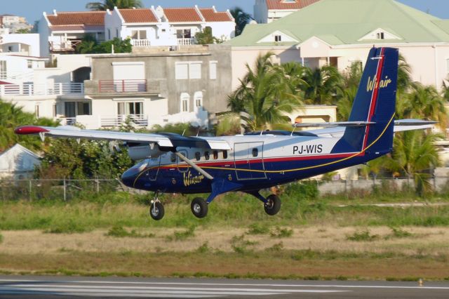 De Havilland Canada Twin Otter (PJ-WIS)