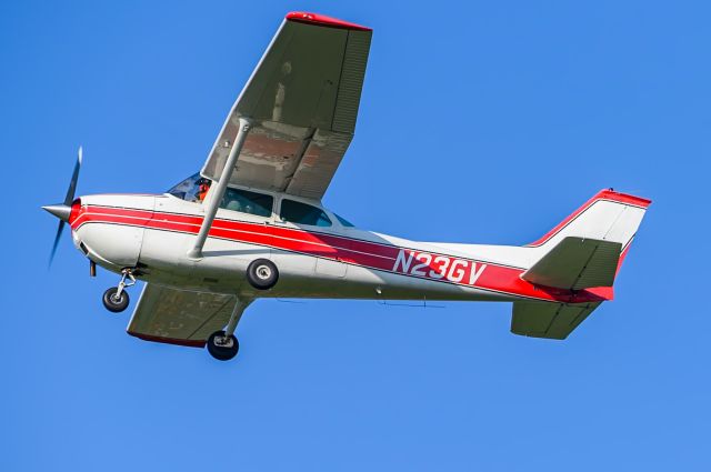 Cessna Skyhawk (N23GV)