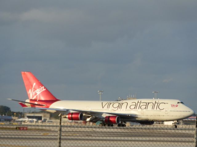 Boeing 747-400 (G-VBIG)