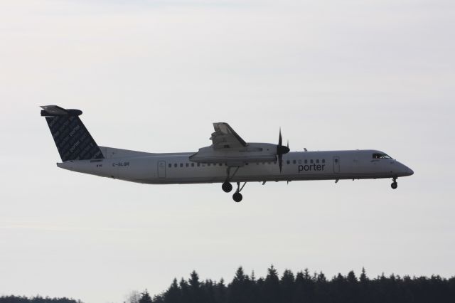 de Havilland Dash 8-400 (C-GLQR)