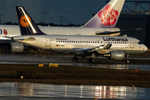 Airbus A319 (D-AIBH) - after thunderstorm